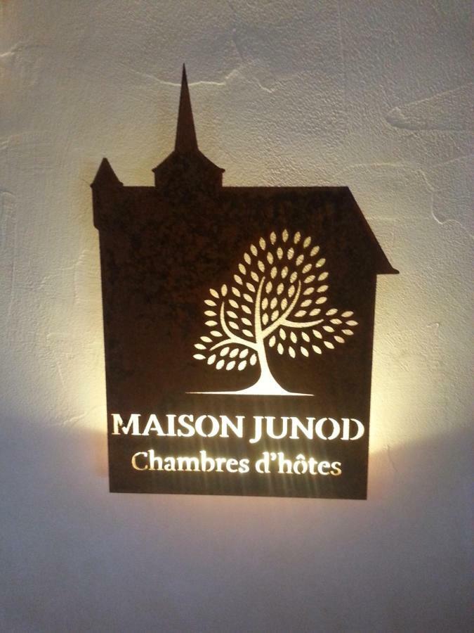Maison Junod Romainmotier Exteriör bild